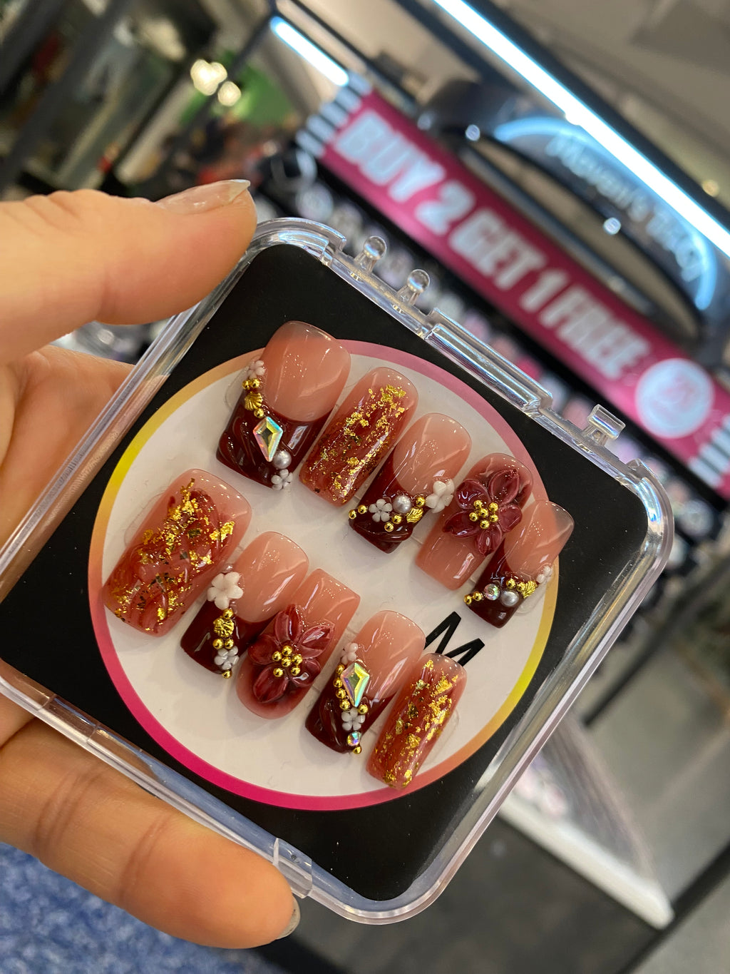 press-on nails $35     027