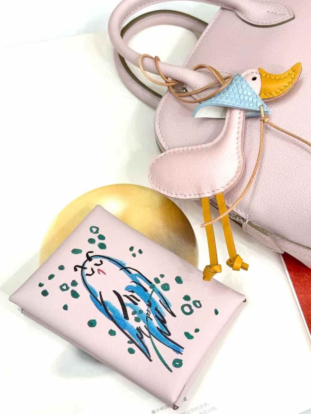 Luxury handcrafted，Cute keychains and backpack charms made.,of genuine leather 钥匙、背包手工真皮挂件