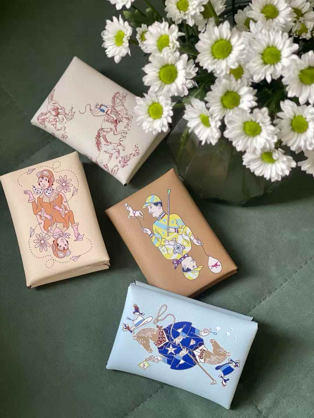 Luxury handcrafted.Cute Wallet, card holder, leather purse ，made of genuine leather 钱包卡包皮夹