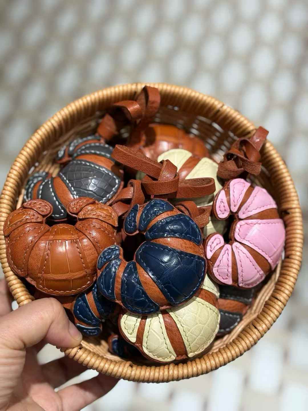 Luxury handcrafted,..Cute keychains and backpack charms made of genuine leather 钥匙、背包手工真皮挂件