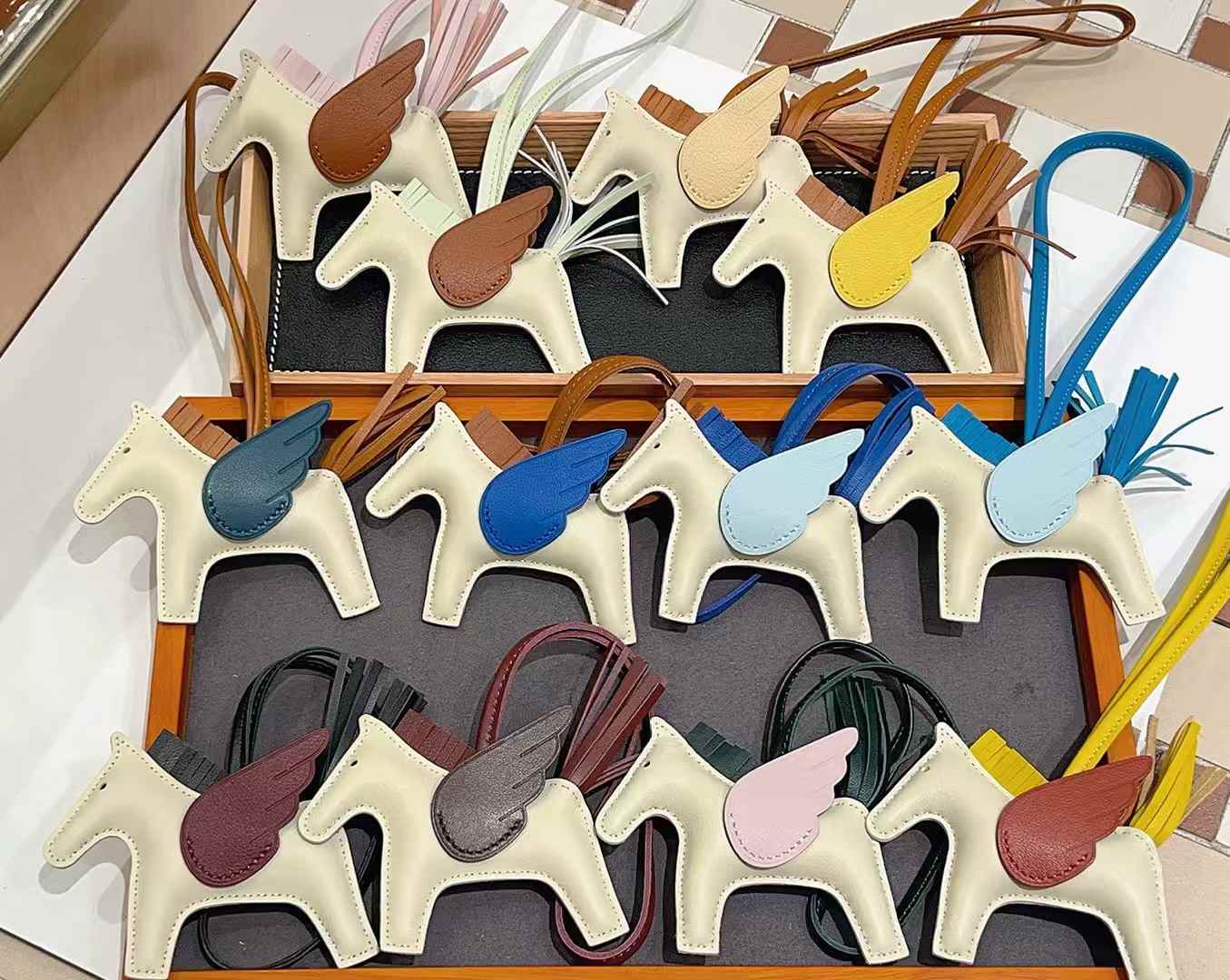 Luxury handcrafted,..Cute keychains and backpack charms made of genuine leather 钥匙、背包手工真皮挂件