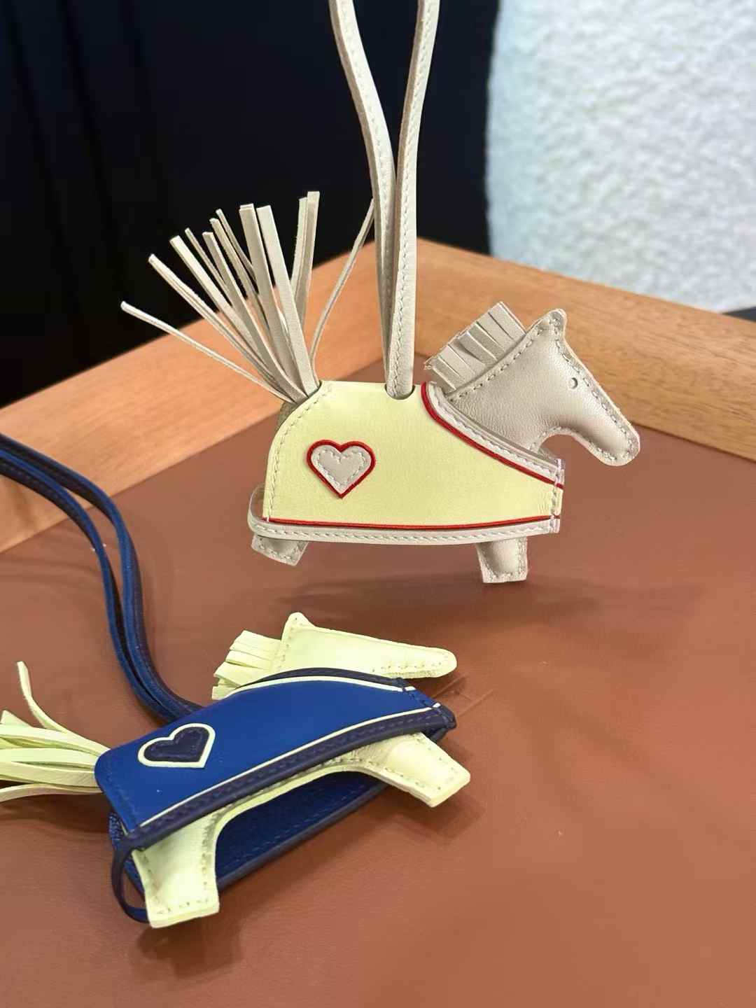 Luxury handcrafted，Cute keychains and backpack charms made.,of genuine leather 钥匙、背包手工真皮挂件