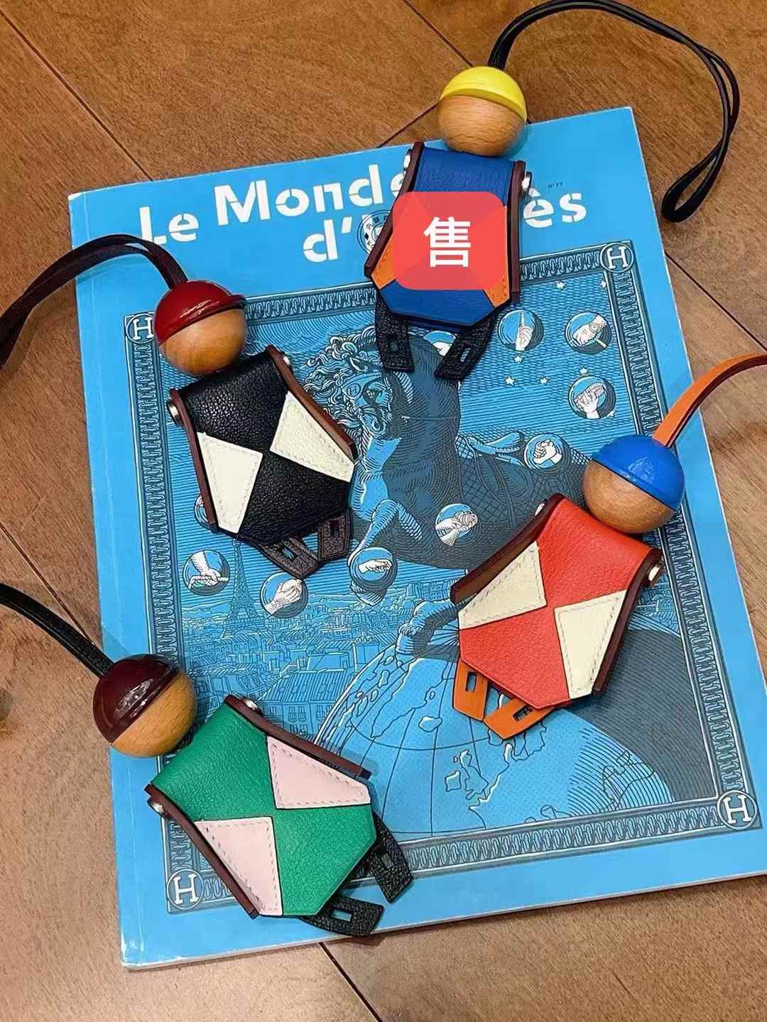 Luxury handcrafted .Cute keychains and backpack charms made of genuine leather 钥匙、背包手工真皮挂件）（副本）（副本）