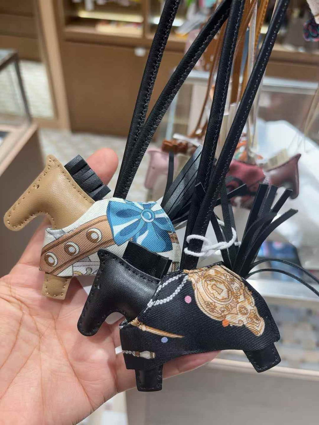 Luxury handcrafted,..Cute keychains and backpack charms made of genuine leather 钥匙、背包手工真皮挂件.（副本）