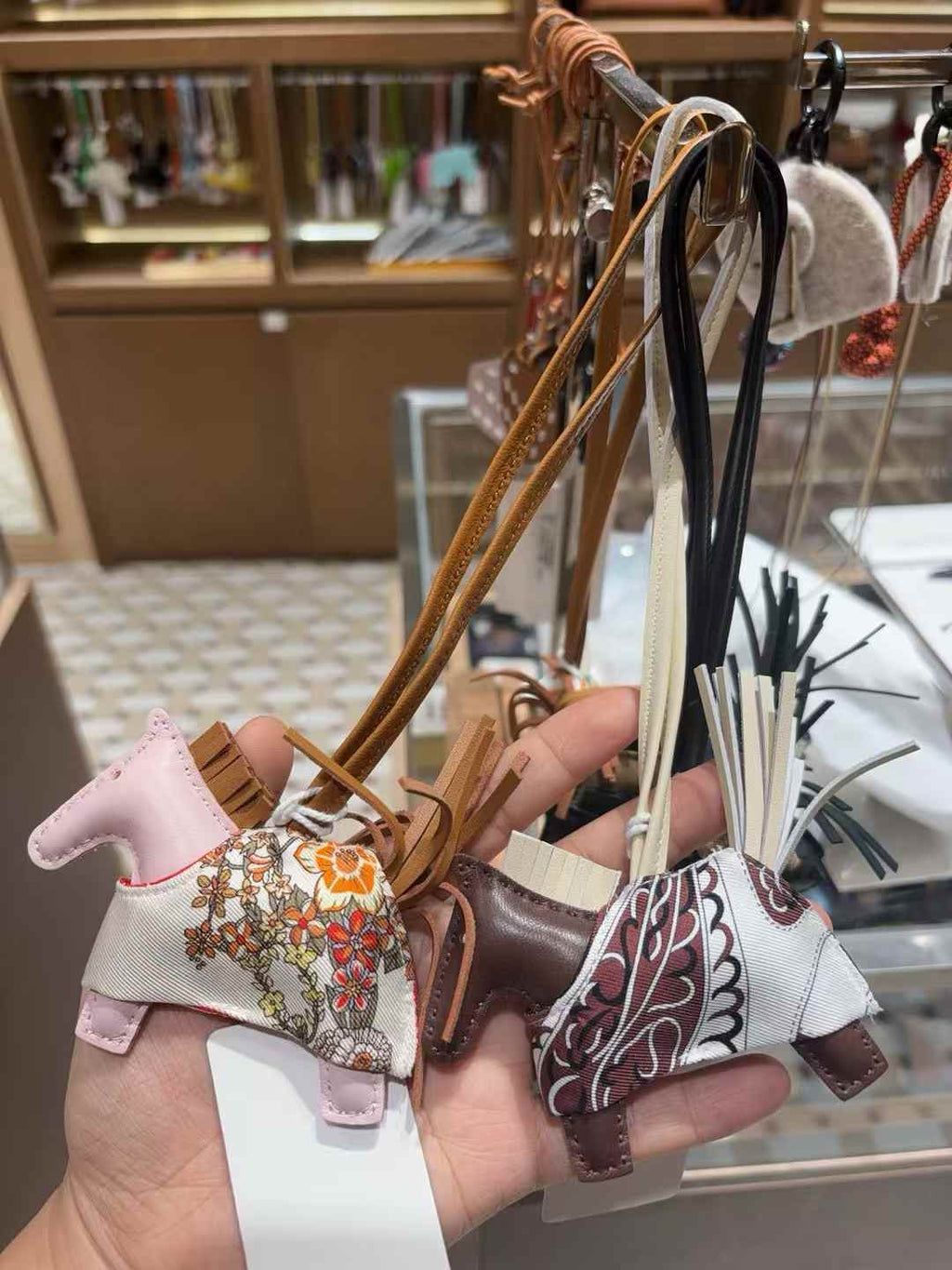 Luxury handcrafted,..Cute keychains and backpack charms made of genuine leather 钥匙、背包手工真皮挂件.（副本）