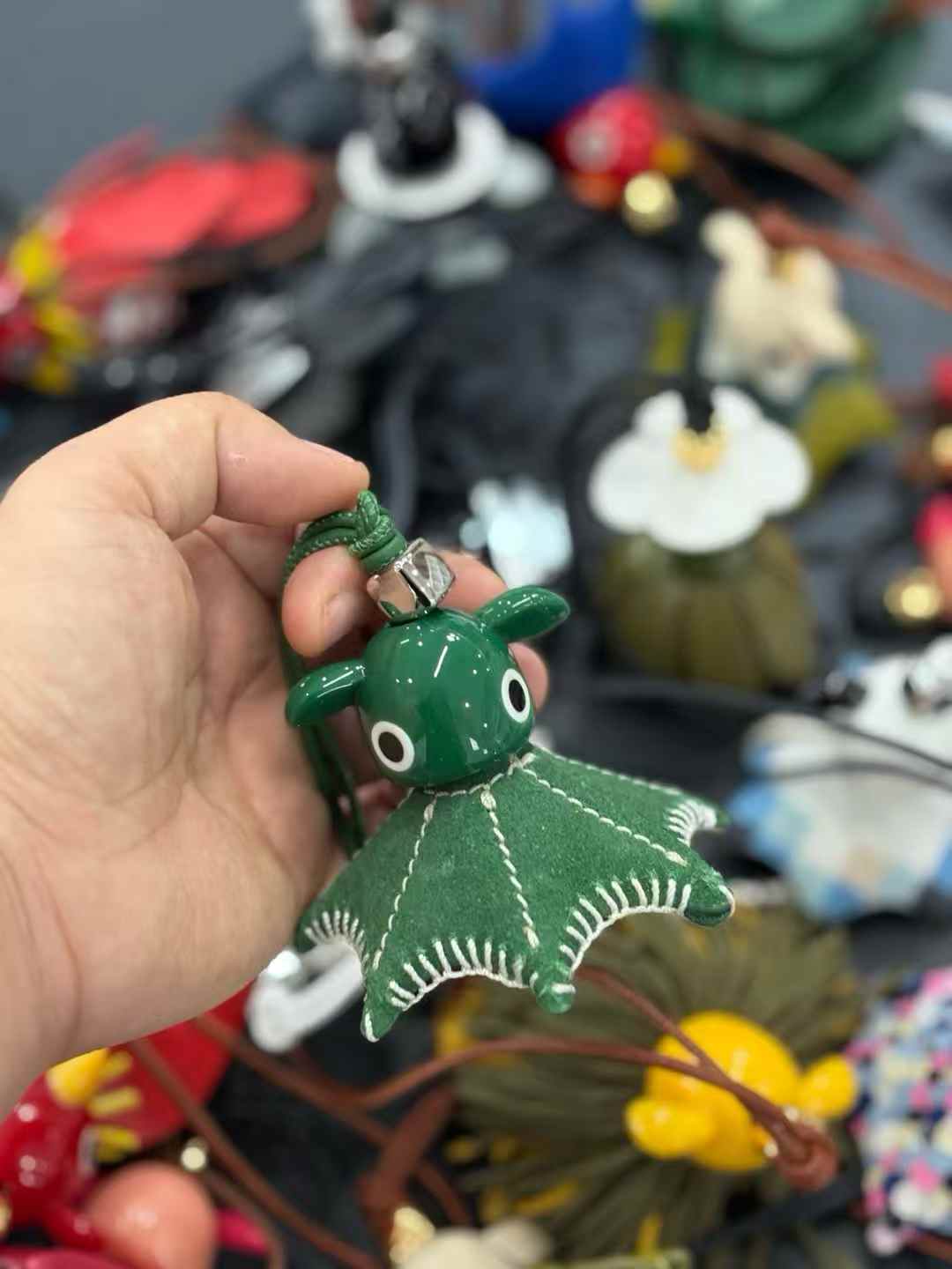 Luxury handcrafted .Cute keychains and backpack charms made of genuine leather 钥匙、背包手工真皮挂件）（副本）（副本）