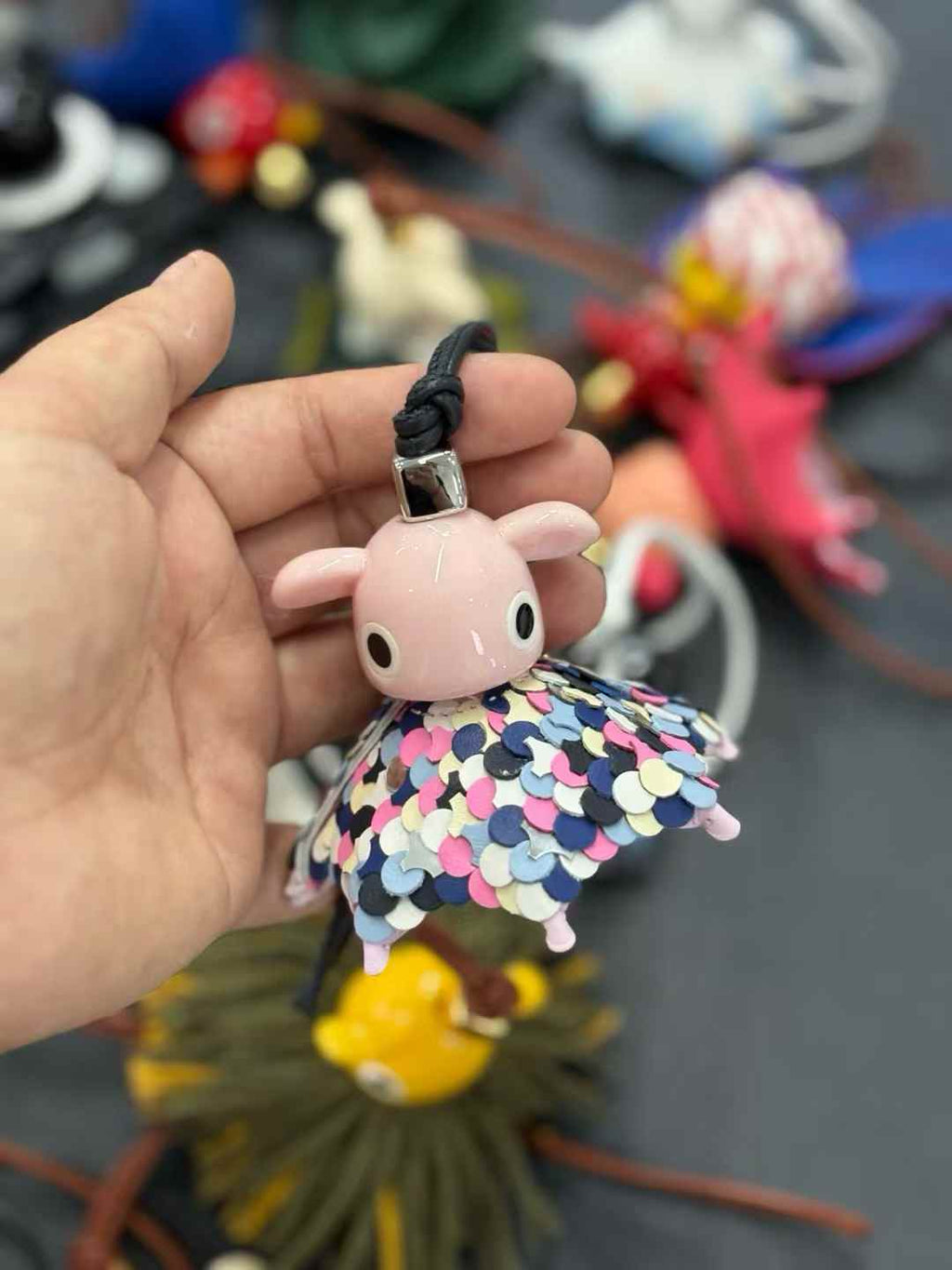 Luxury handcrafted .Cute keychains and backpack charms made of genuine leather 钥匙、背包手工真皮挂件）（副本）（副本）
