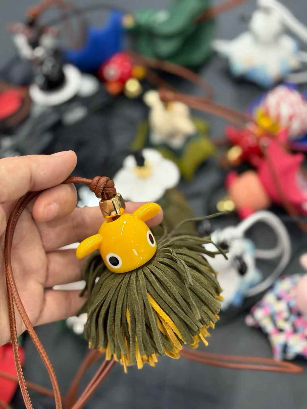 Luxury handcrafted .Cute keychains and backpack charms made of genuine leather 钥匙、背包手工真皮挂件）（副本）（副本）