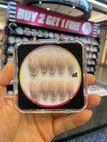 press-on nails ＄35     018