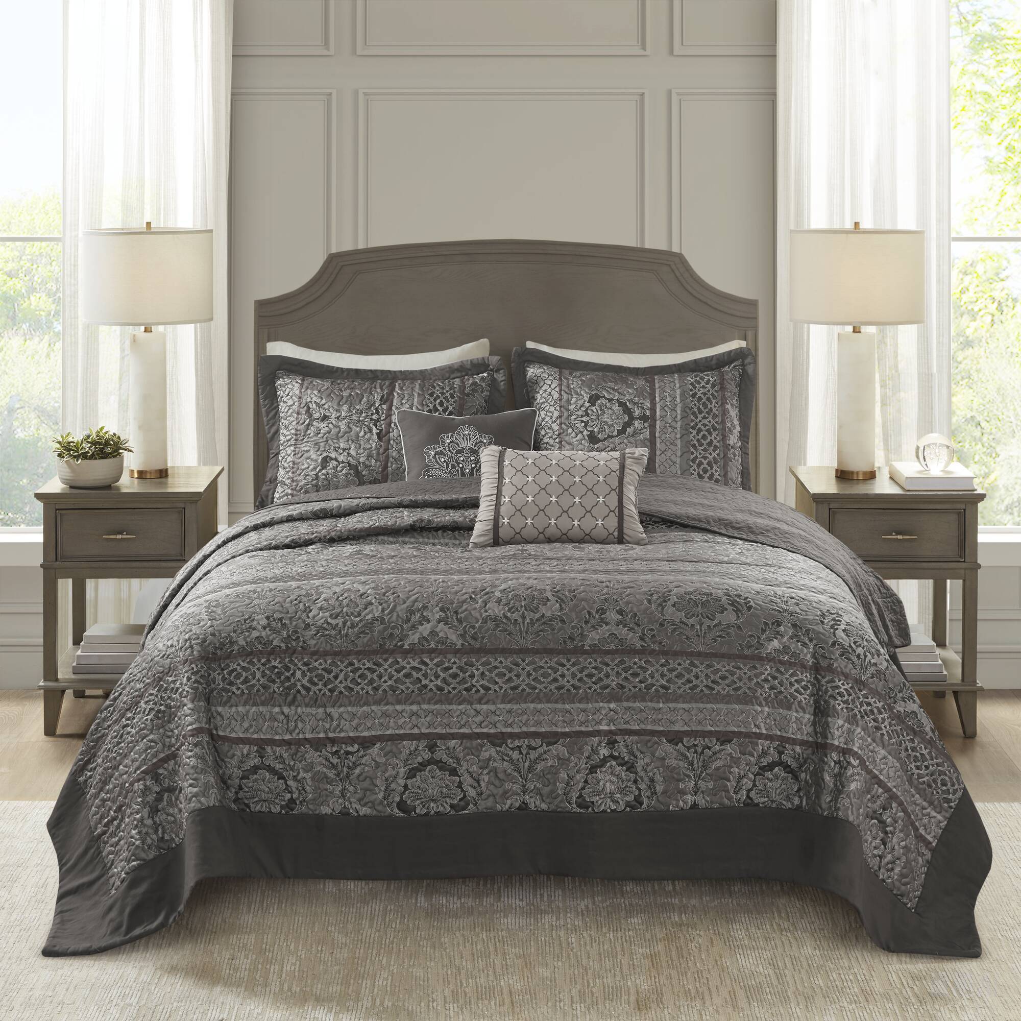 5-Piece Queen 5 Piece Reversible Jacquard Bedspread Set,Grey