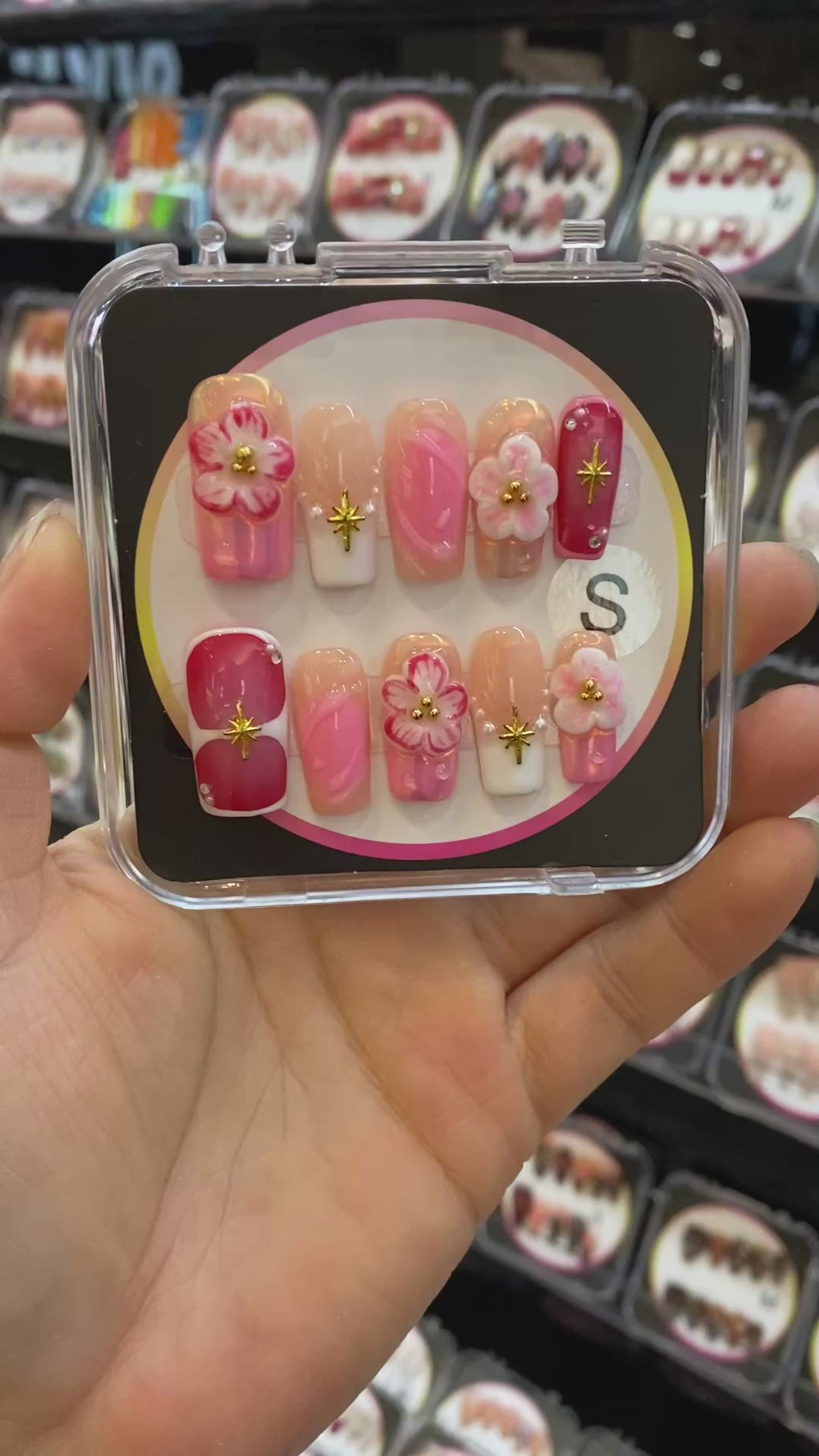 press-on nails ＄35     010